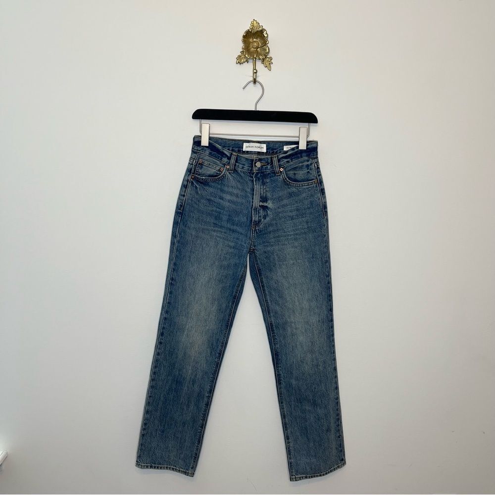 Aritzia Denim Forum the '90s Classic Mid-rise Straight Jean 26